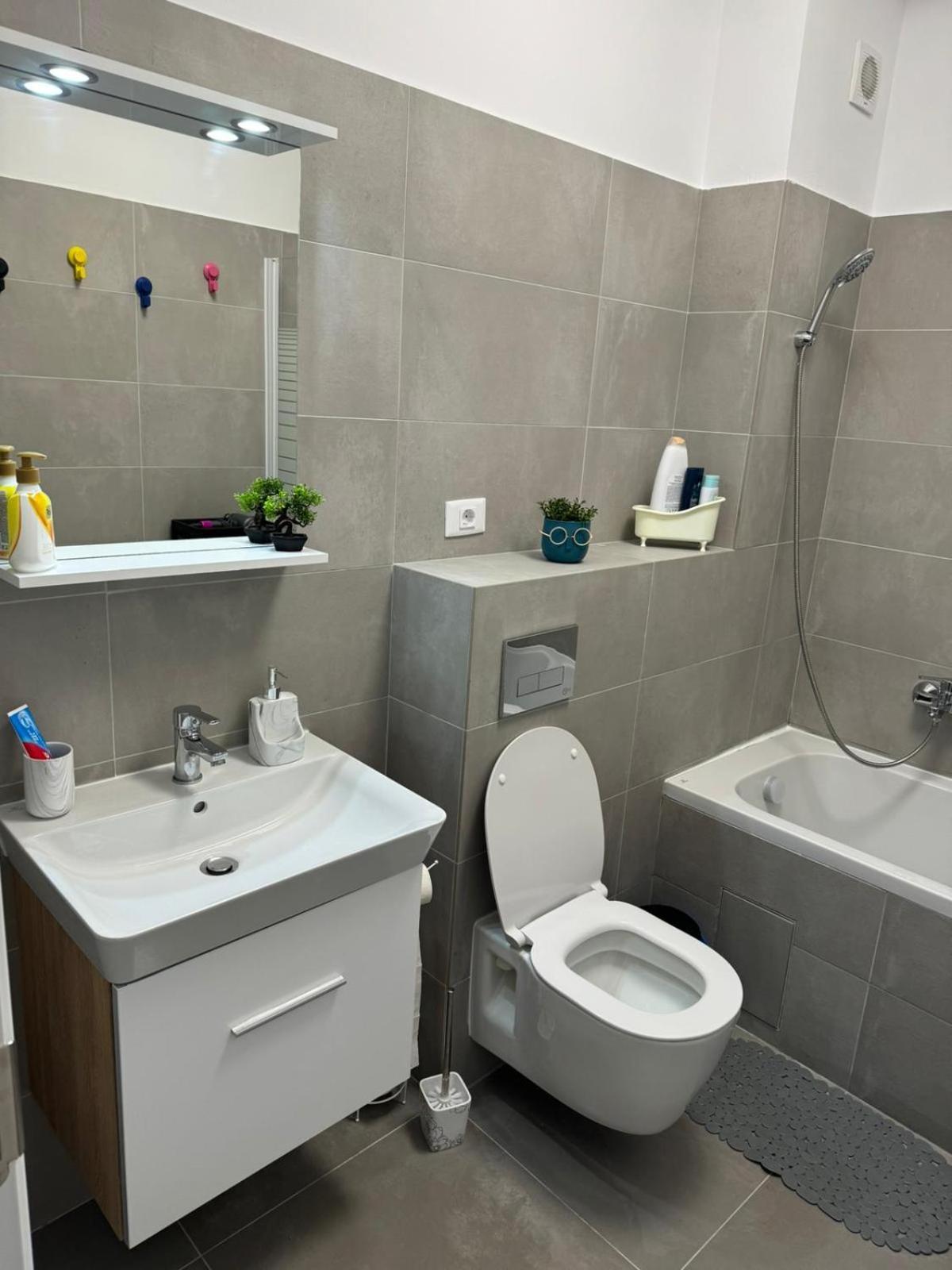 Apartament The Moon View Bukareszt Zewnętrze zdjęcie